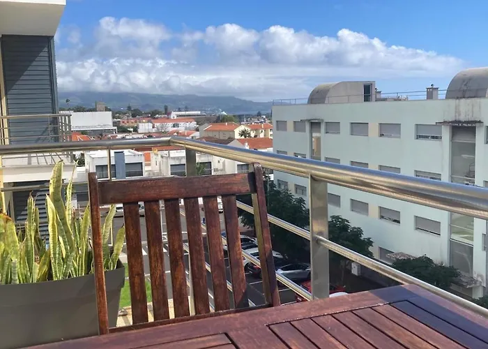 Yellow Five Apartamento Ponta Delgada